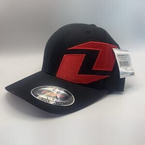 One Industries Flexfit Hat Sherman Black/Red Design L XL Moto Motocross BMX